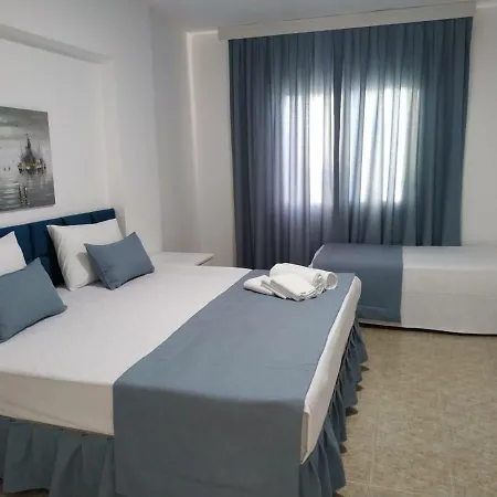 Tuana Butik Alojamento de Acomodação e Pequeno-almoço 2*