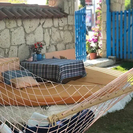 Alojamento de Acomodação e Pequeno-almoço Tuana Butik Çeşme